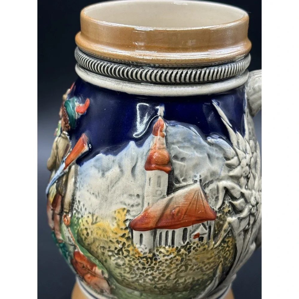 Vintage Original Lerche German Beer Stein Hunting Scene Hunters Ceramic 5 3/8
